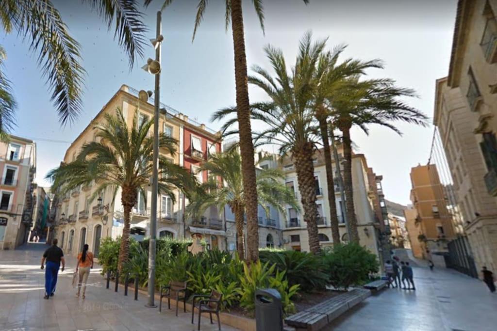 Calle Mayor Next To Beach Alicante Exteriér fotografie