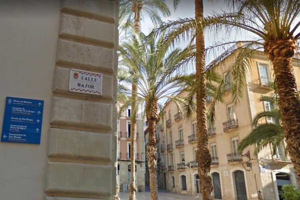 Calle Mayor Next To Beach Alicante Exteriér fotografie